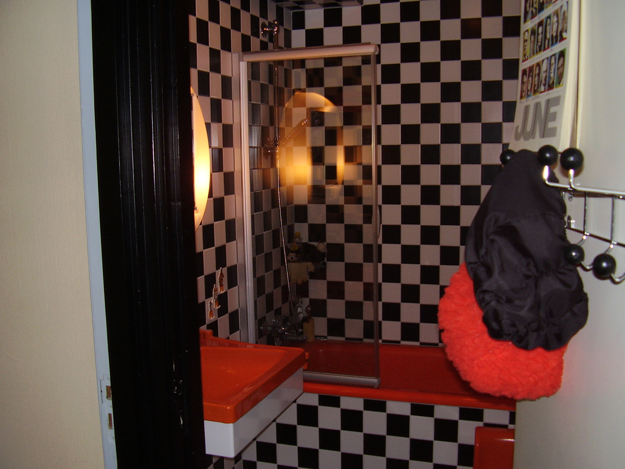 Badkamer renovatie in jaren 70 stijl